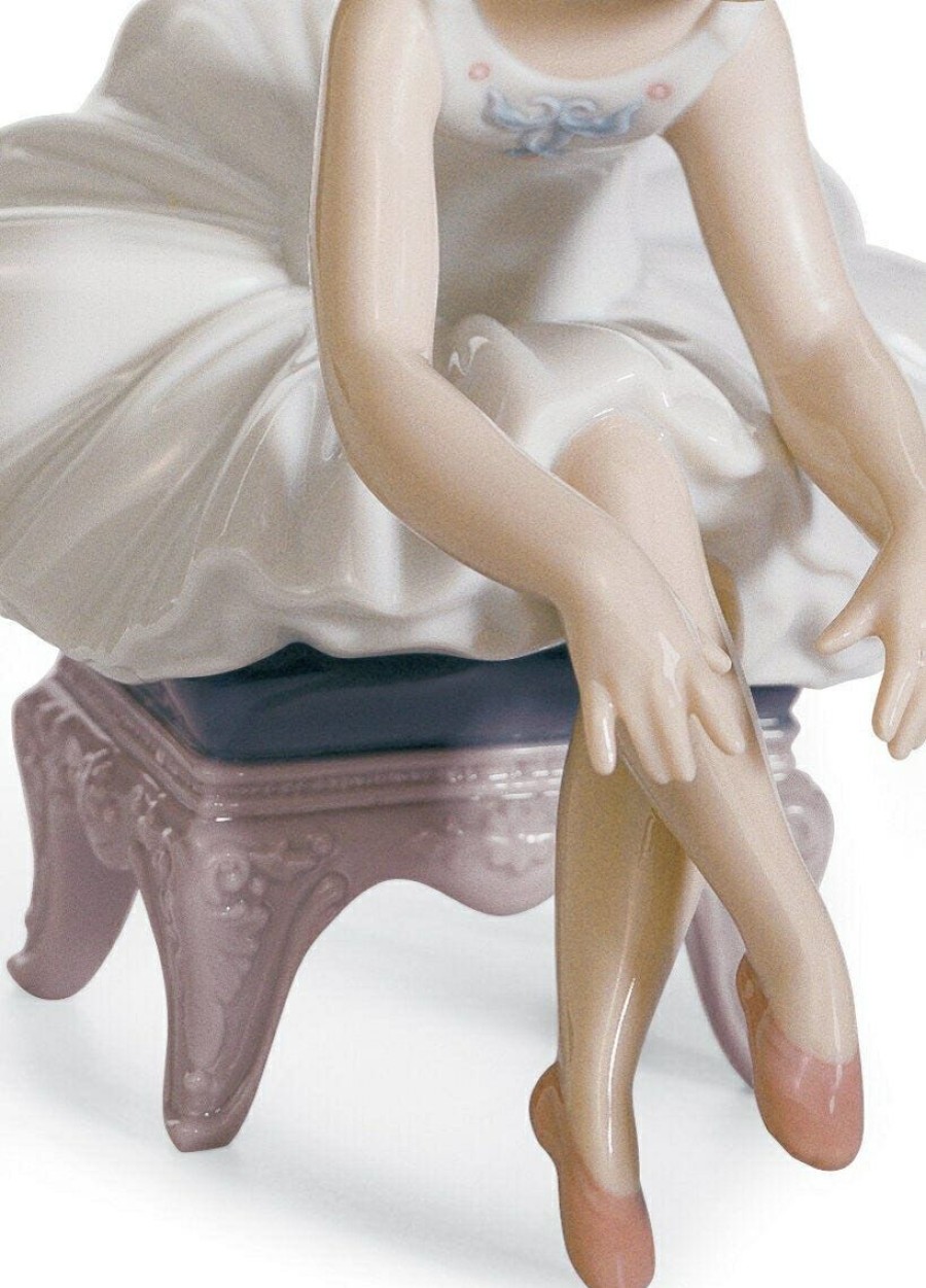 My Perfect Pose Ballet Girls Figurine - Lladro-USA